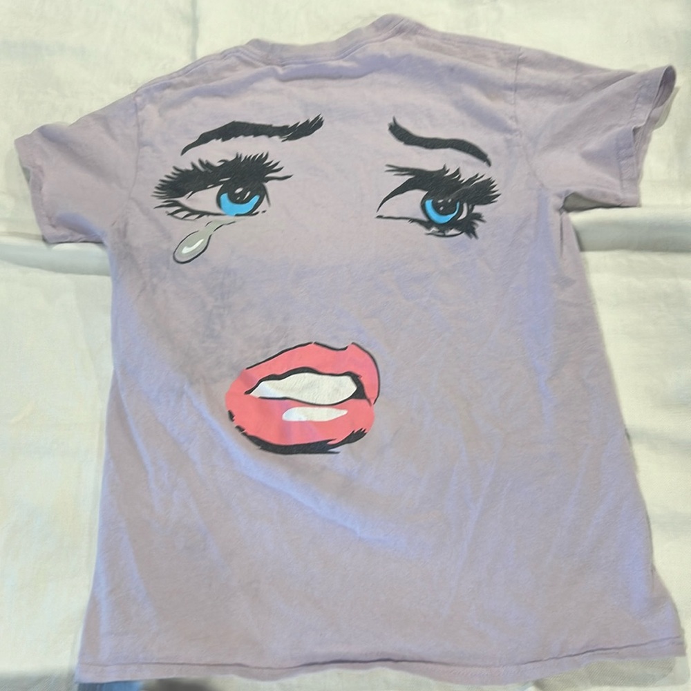 Empyre Heartbreaker T-Shirt Small Light Purple